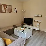 Ira's Square With Free Parking