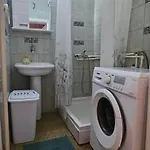 Ira's Square With Free Parking アパート *