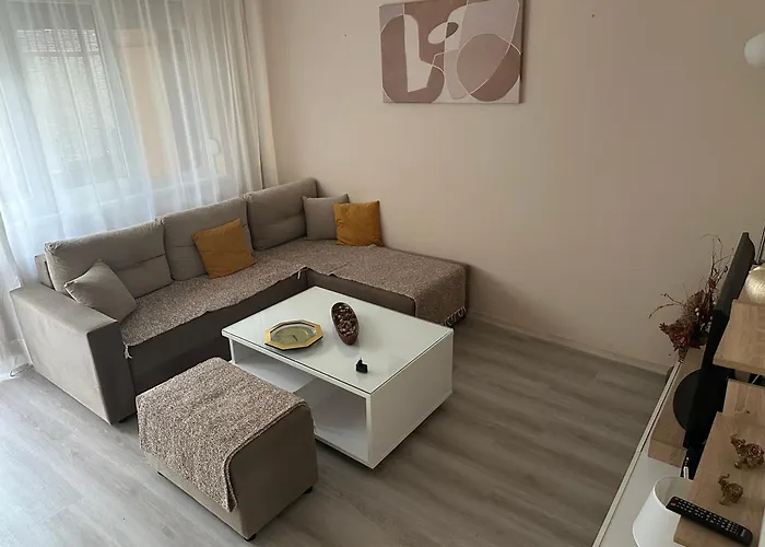 Appartement Ira's Square With Free Parking