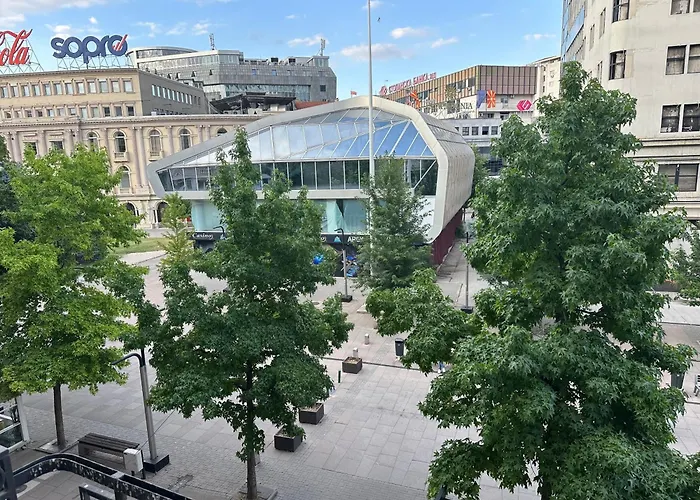 Ira's Square With Free Parking * Skopje