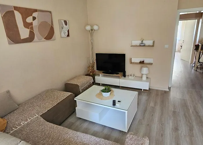 Appartement Ira's Square With Free Parking *