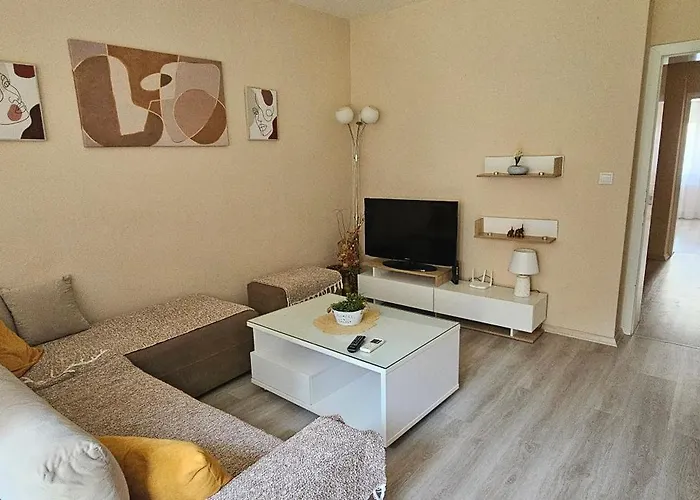 Appartement Ira's Square With Free Parking